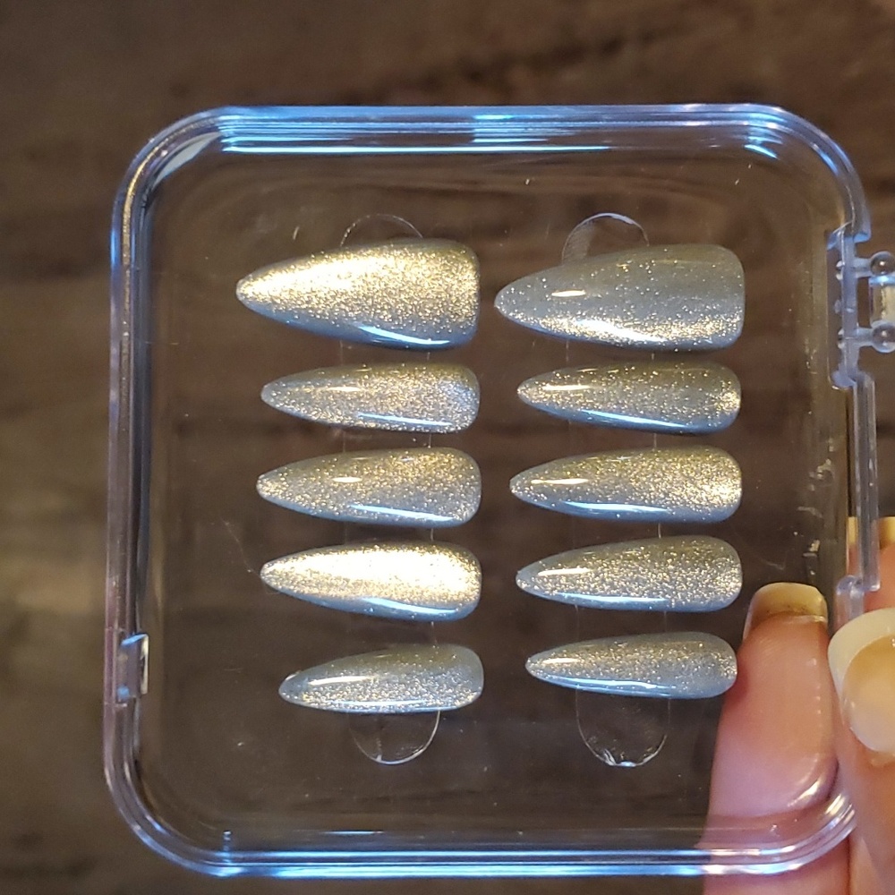 25 mm Stiletto press on nails